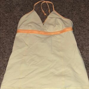 Lululemon top